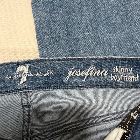 7 For All Mankind Josefina skinny boyfriend jeans. SZ 27. - Picture 3 of 4